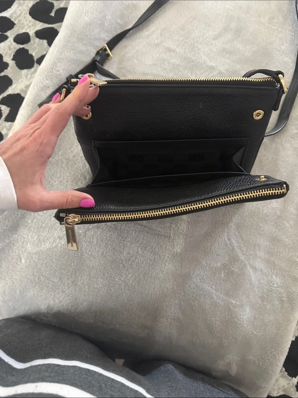 Michael Kors Black Leather Crossbody with Gold MK Emblem - Picture 4 of 5